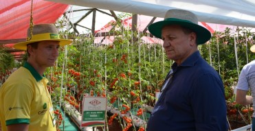 Colatto visita Itaipu Rural Show e destaca importância das feiras agrícolas