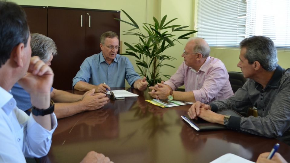 Colatto recebe prefeitos da regional de São Miguel do Oeste