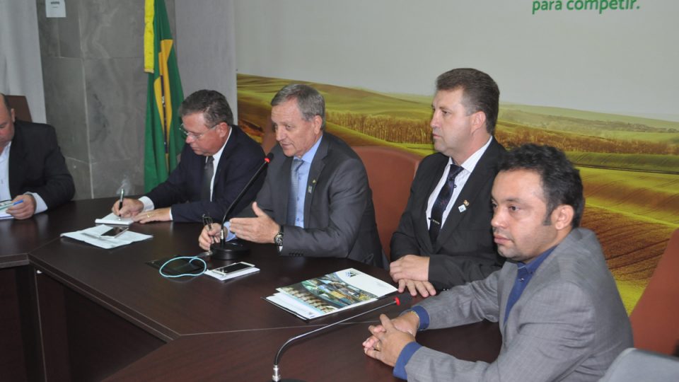 Colatto defende municípios com hidroelétricas em audiências com ministros
